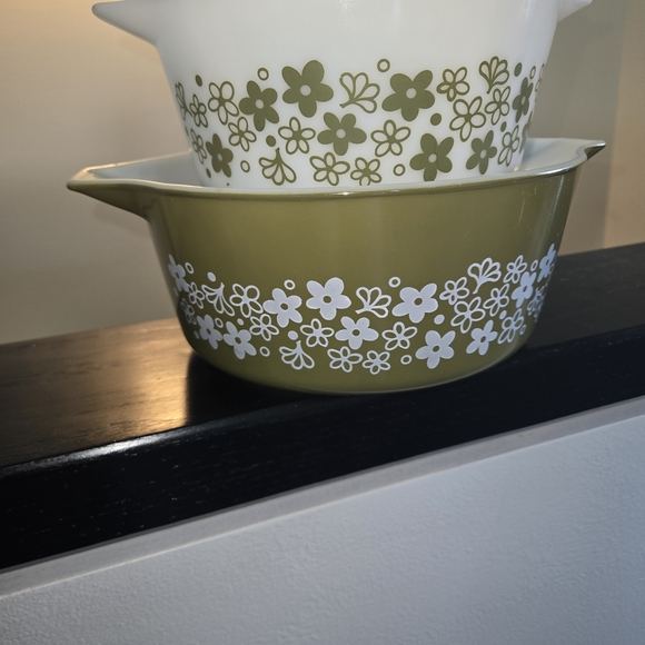 Floral Patterned Cookware Set - Picture 3 of 6
